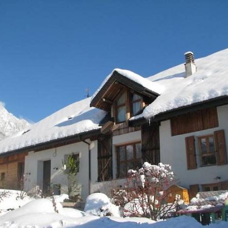 Chalet La Ferme De Noemie Mercury-Gémilly Rum bild