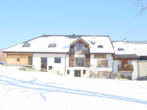 Chalet La Ferme De Noemie Mercury-Gémilly Exteriör bild