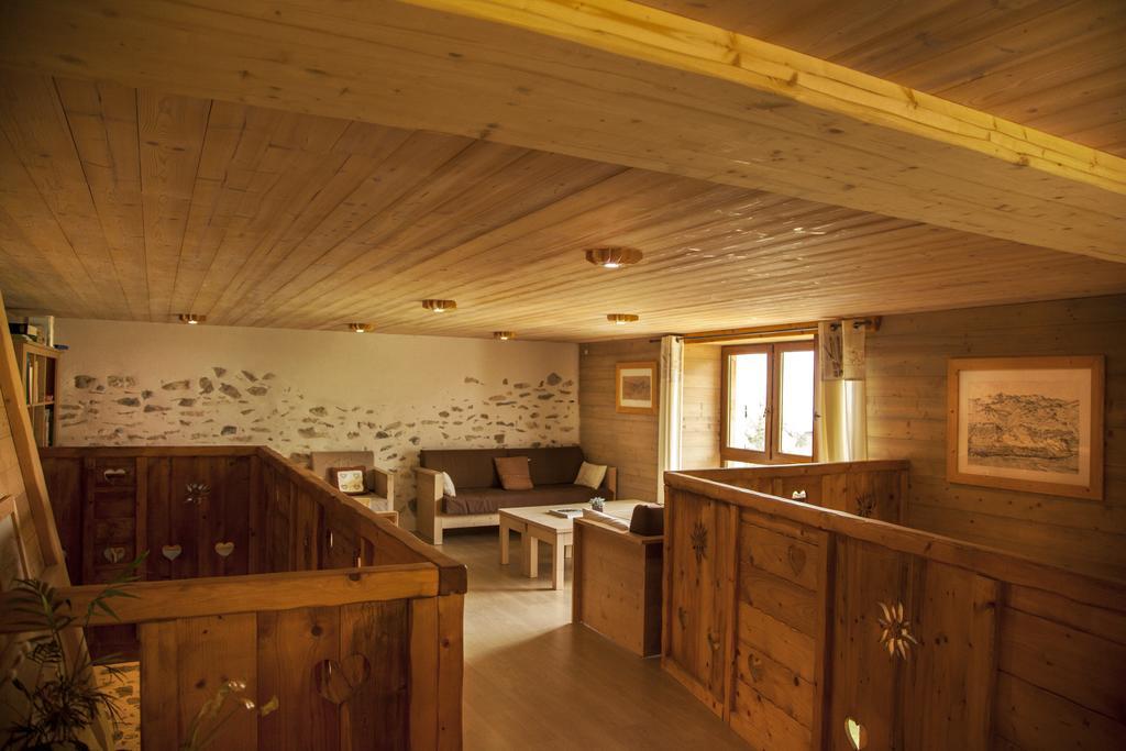 Chalet La Ferme De Noemie Mercury-Gémilly Rum bild